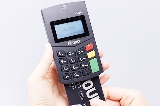 EDC Saku Fastpay mendukung EMV Chip & PIN